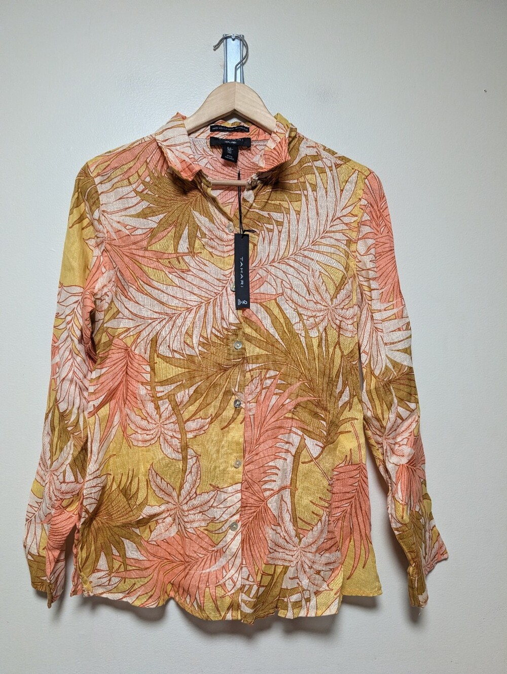 Tahari 100% Linen Tropical Floral Button Down Shirt Small NWT